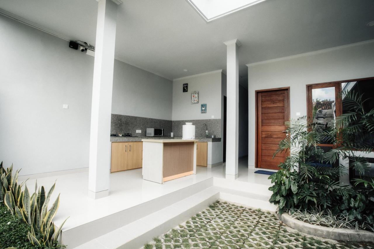 A&W Guest House Canggu  Exterior photo